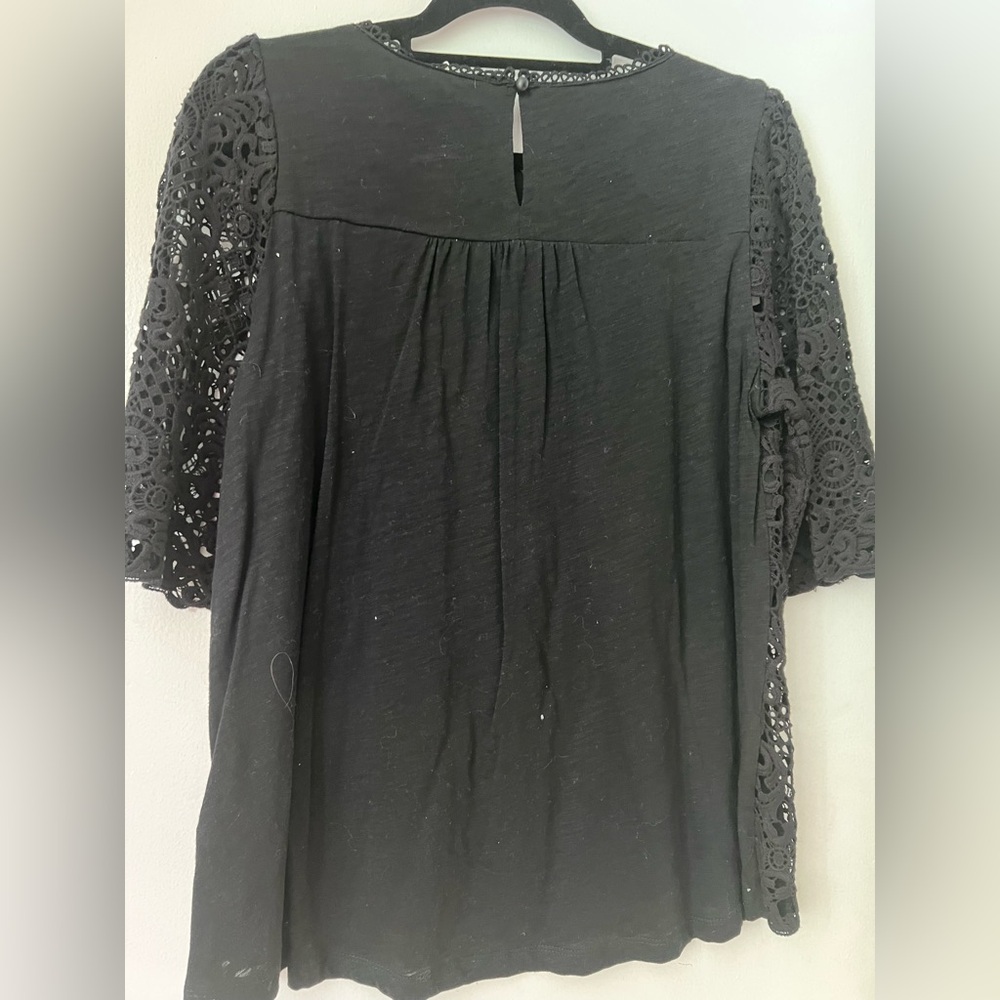 Eri + Ali Suzy Lace Top. NWT
From smoke/pet free home - Picture 3 of 5